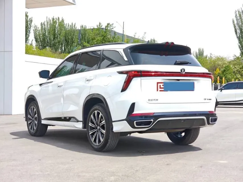 2024 ChangAn CS75 Plus 1.5T 188HP L4 8AT,autocango,china used car exporter,china ev exporter,chinese used car exporter,chinese used ev exporter