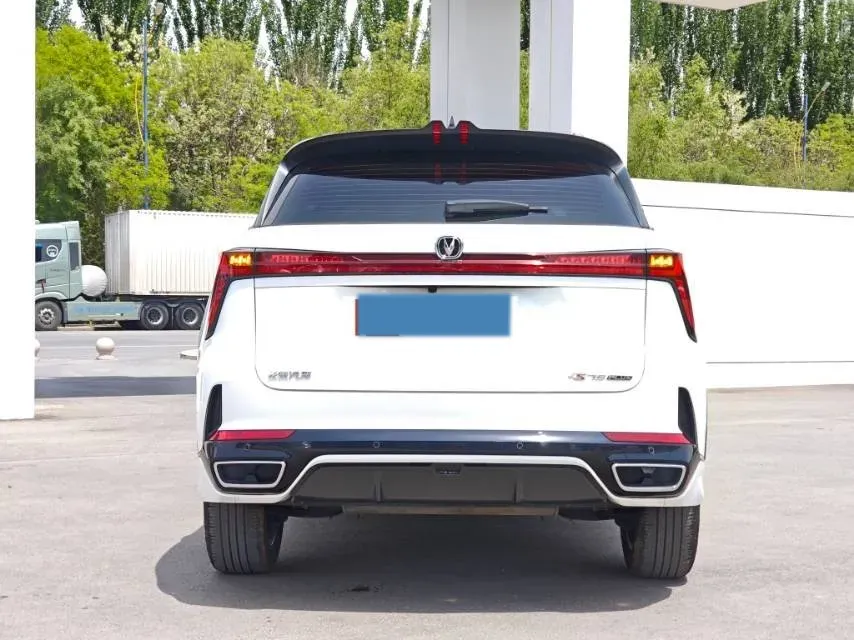 2024 ChangAn CS75 Plus 1.5T 188HP L4 8AT,autocango,china used car exporter,china ev exporter,chinese used car exporter,chinese used ev exporter