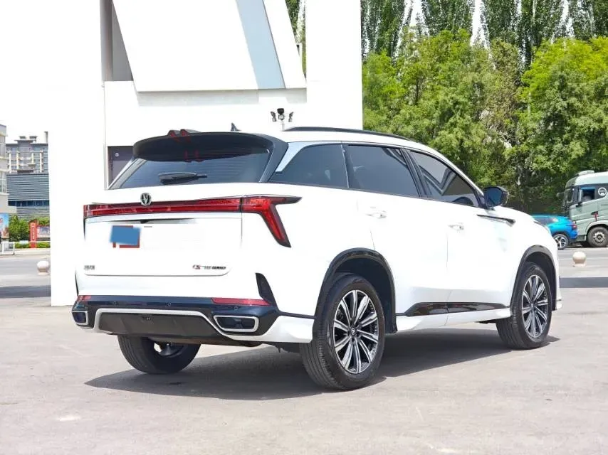 2024 ChangAn CS75 Plus 1.5T 188HP L4 8AT,autocango,china used car exporter,china ev exporter,chinese used car exporter,chinese used ev exporter