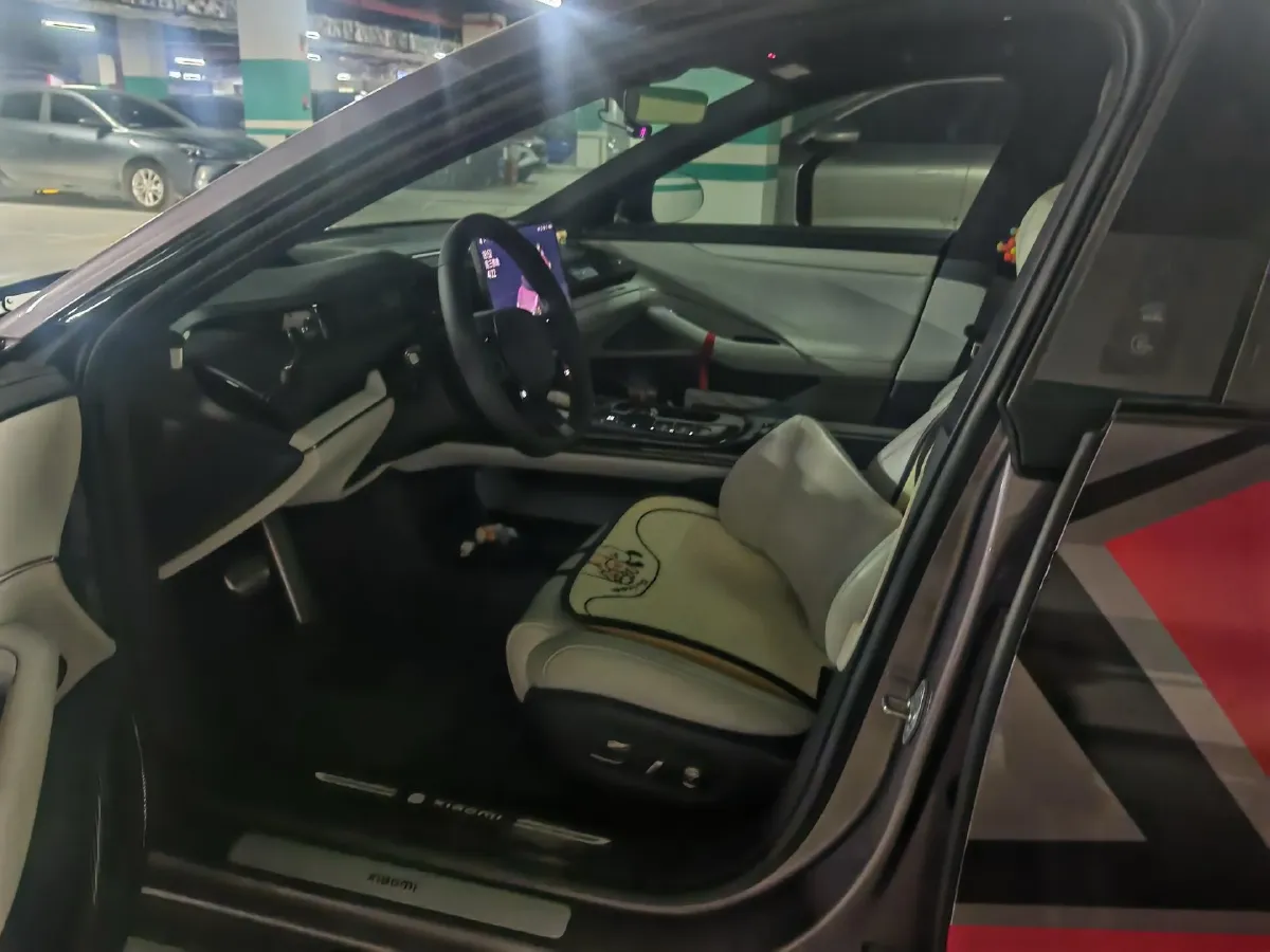 2024 MI SU7 BEV 101KWH,autocango,china used car exporter,china ev exporter,chinese used car exporter,chinese used ev exporter