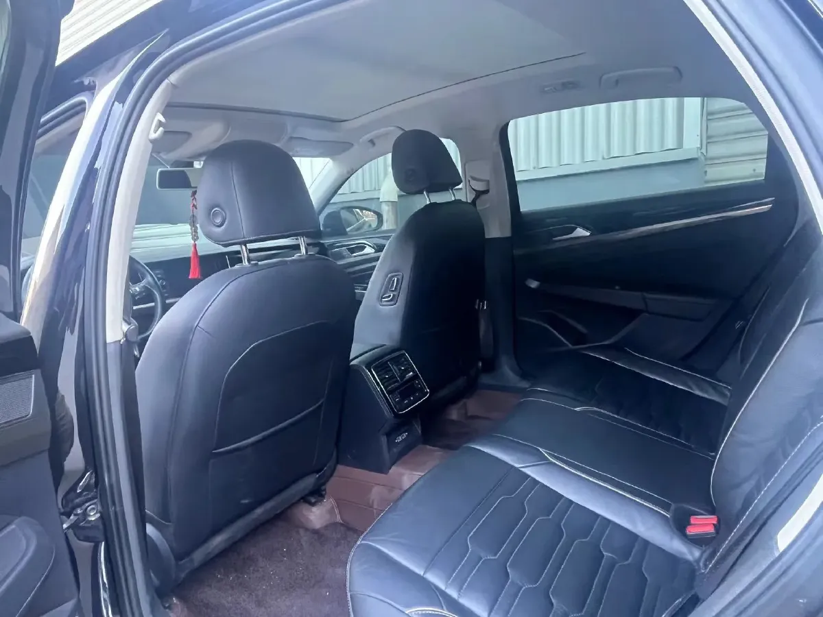 2019 Skoda Kodiak 2.0T 186HP L4 7DCT,autocango,china used car exporter,china ev exporter,chinese used car exporter,chinese used ev exporter