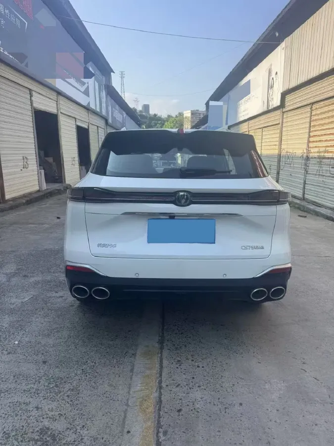 2025 ChangAn CS75 Plus 2.0T 233HP L4 8AT,autocango,china used car exporter,china ev exporter,chinese used car exporter,chinese used ev exporter
