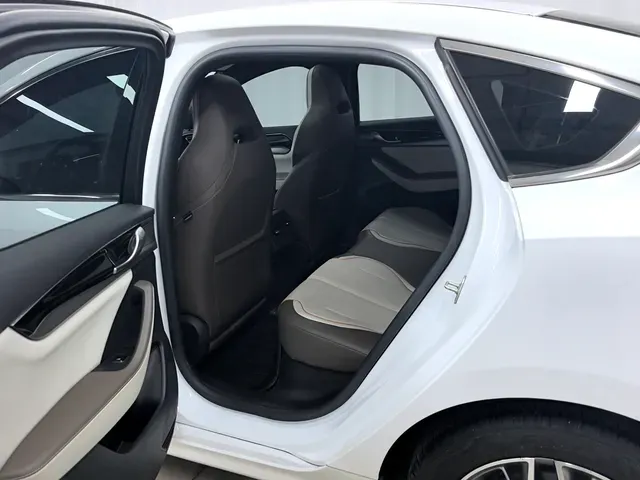 2023 BYD Qin Plus 1.5L 110HP L4 E-CVT PHEV 18.32KWH,autocango,china used car exporter,china ev exporter,chinese used car exporter,chinese used ev exporter