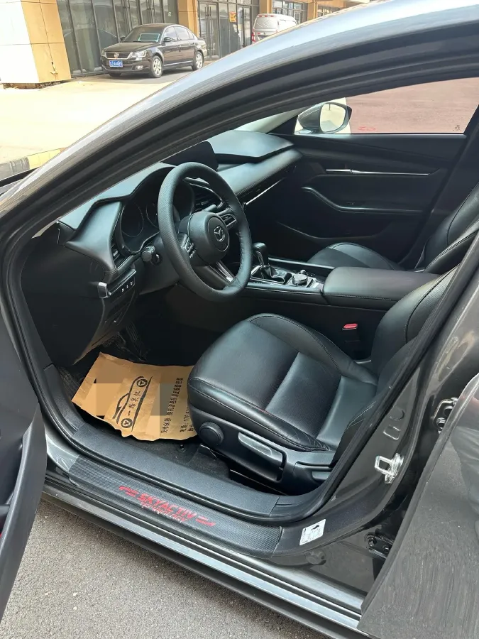 2020 Mazda 3 Axela 2.0L 158HP L4 6AT,autocango,china used car exporter,china ev exporter,chinese used car exporter,chinese used ev exporter
