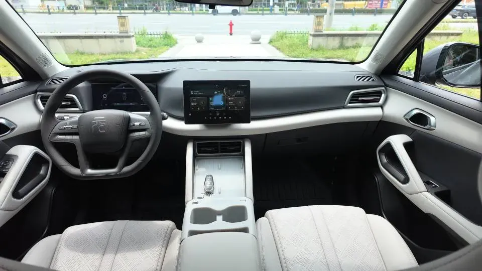 2024 BYD YuanUP BEV 32KWH,autocango,china used car exporter,china ev exporter,chinese used car exporter,chinese used ev exporter