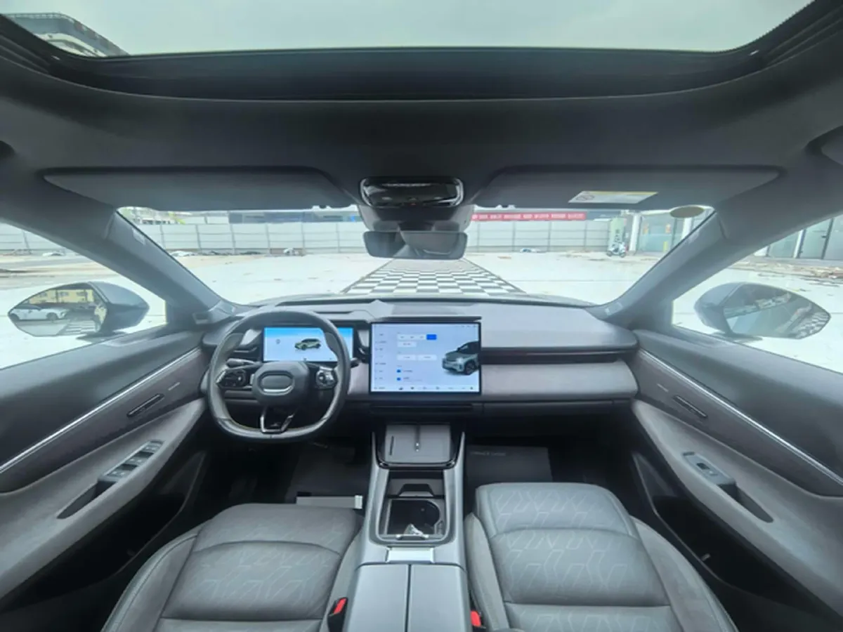 2023 LYNK&CO 08 EM-P 1.5T 163HP L4 3DHT PHEV 39.6KWH,autocango,china used car exporter,china ev exporter,chinese used car exporter,chinese used ev exporter