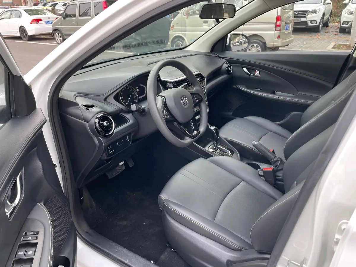 2019 ChangAn Alsvin 1.5L 107HP L4 5DCT,autocango,china used car exporter,china ev exporter,chinese used car exporter,chinese used ev exporter