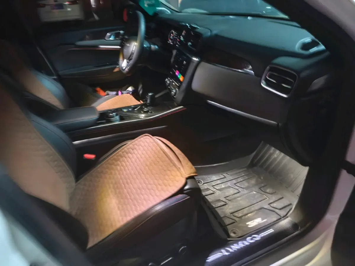 2019 LYNK&CO 01 2.0T 190HP L4 6AT,autocango,china used car exporter,china ev exporter,chinese used car exporter,chinese used ev exporter