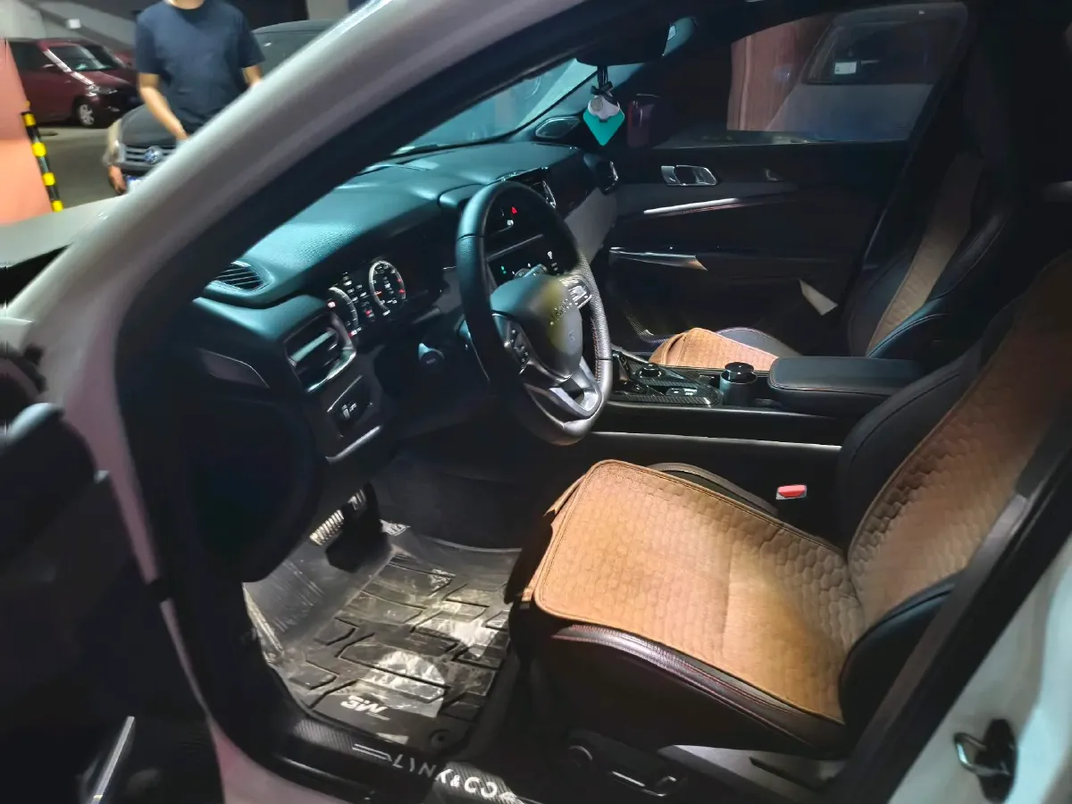 2019 LYNK&CO 01 2.0T 190HP L4 6AT,autocango,china used car exporter,china ev exporter,chinese used car exporter,chinese used ev exporter