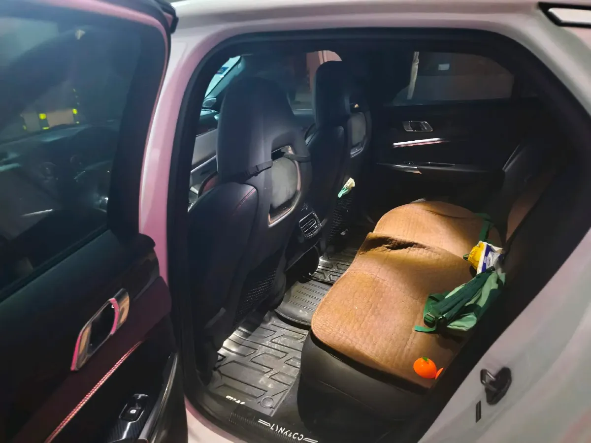 2019 LYNK&CO 01 2.0T 190HP L4 6AT,autocango,china used car exporter,china ev exporter,chinese used car exporter,chinese used ev exporter