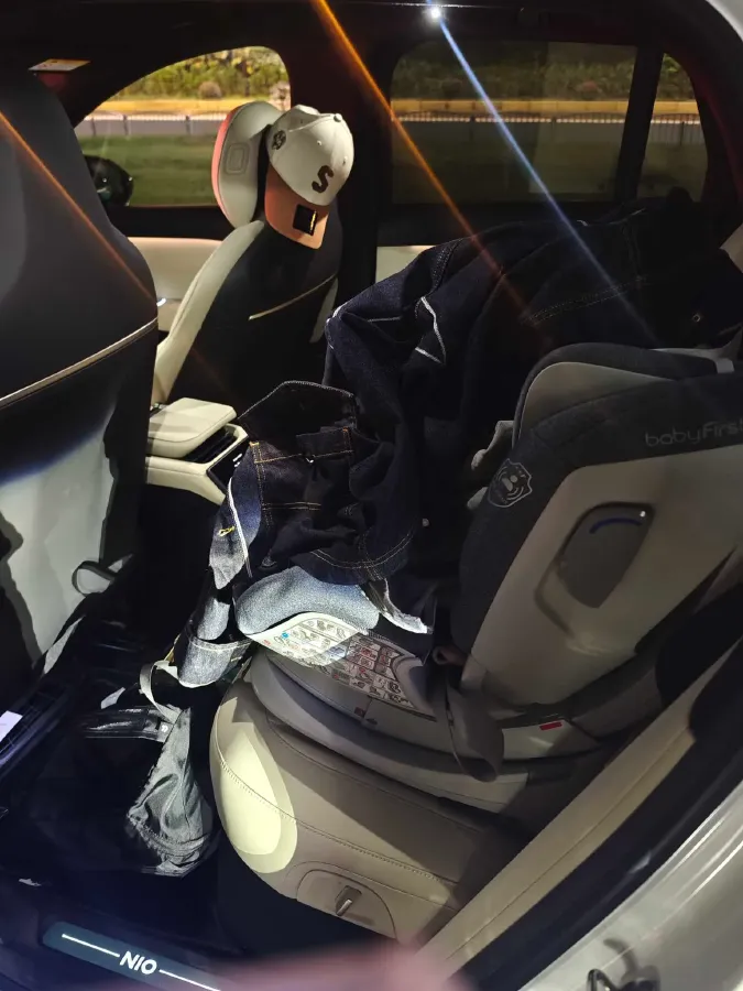 2023 NIO ES6 BEV 75KWH,autocango,china used car exporter,china ev exporter,chinese used car exporter,chinese used ev exporter