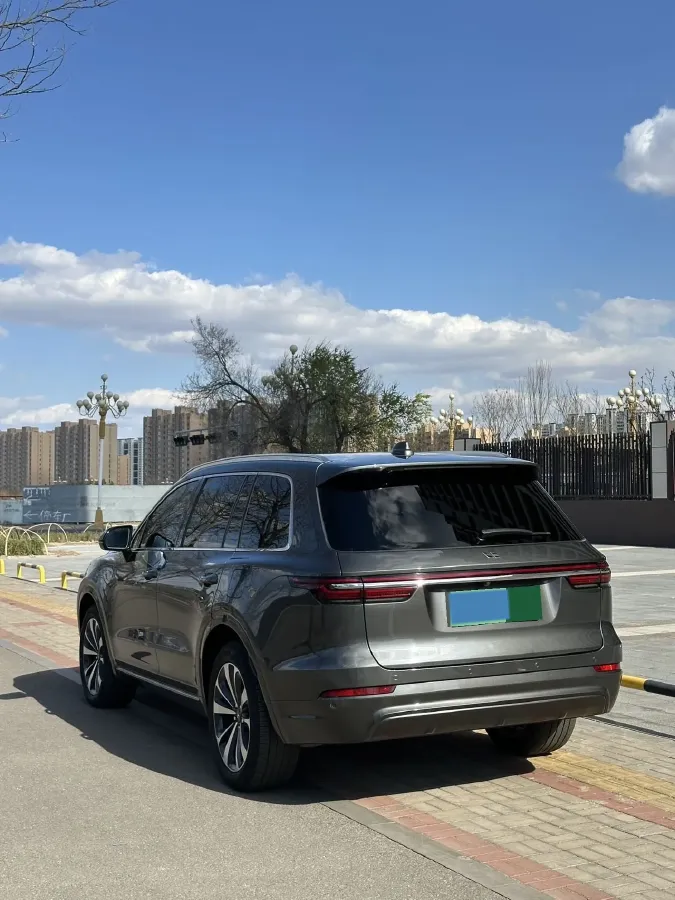 2020 Li ONE Range Extended 131HP REEV 40.5KWH,autocango,china used car exporter,china ev exporter,chinese used car exporter,chinese used ev exporter