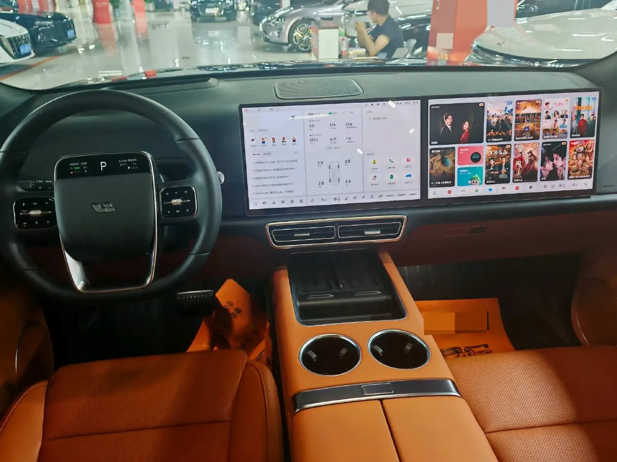 2024 Volvo S60 2.0T 197HP L4 7DCT,autocango,china used car exporter,china ev exporter,chinese used car exporter,chinese used ev exporter