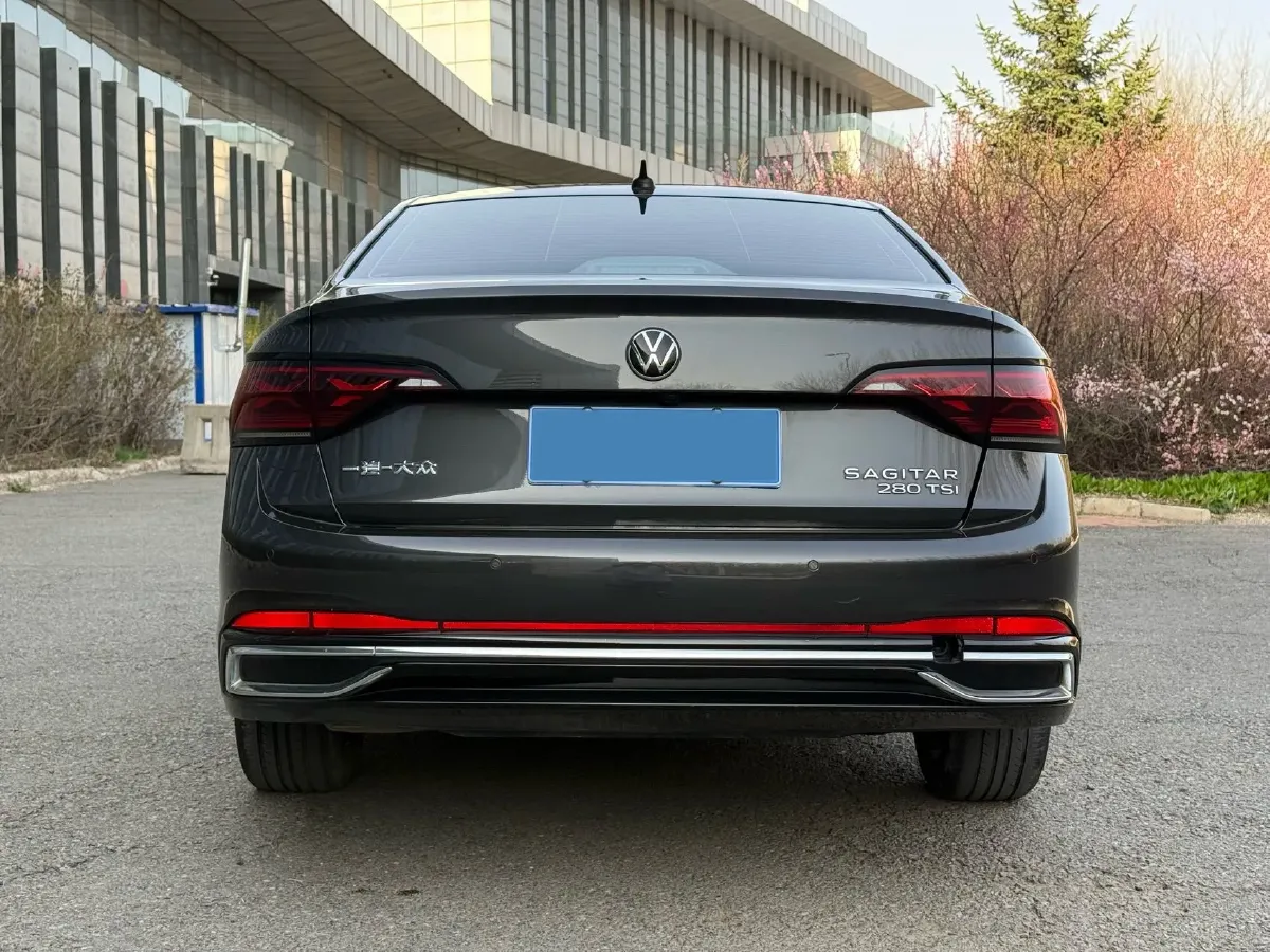 2023 Volkswagen Sagitar 1.4T 150HP L4 7DCT,autocango,china used car exporter,china ev exporter,chinese used car exporter,chinese used ev exporter