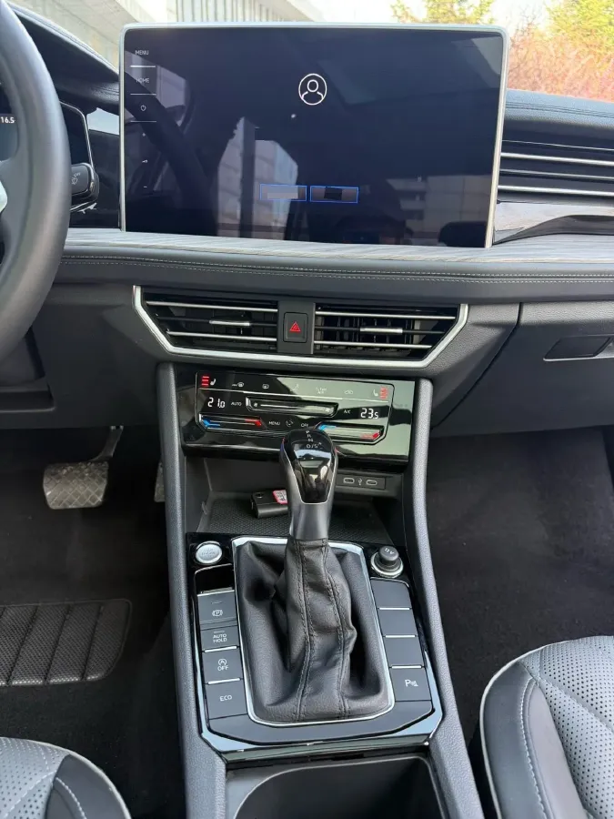 2023 Volkswagen Sagitar 1.4T 150HP L4 7DCT,autocango,china used car exporter,china ev exporter,chinese used car exporter,chinese used ev exporter