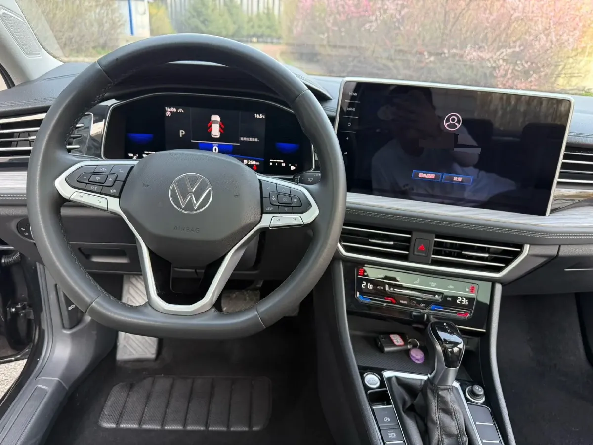 2023 Volkswagen Sagitar 1.4T 150HP L4 7DCT,autocango,china used car exporter,china ev exporter,chinese used car exporter,chinese used ev exporter