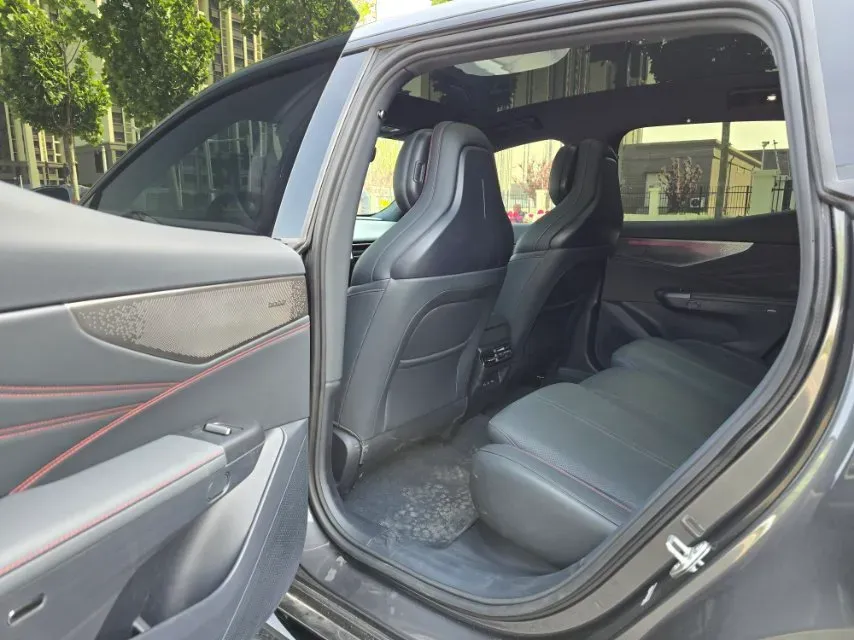 2026 LYNK&CO 07 EM-P 1.5T 163HP L4 3DHT PHEV,autocango,china used car exporter,china ev exporter,chinese used car exporter,chinese used ev exporter