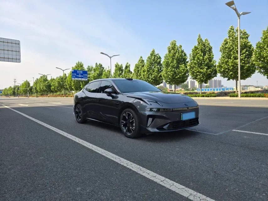 2026 LYNK&CO 07 EM-P 1.5T 163HP L4 3DHT PHEV,autocango,china used car exporter,china ev exporter,chinese used car exporter,chinese used ev exporter