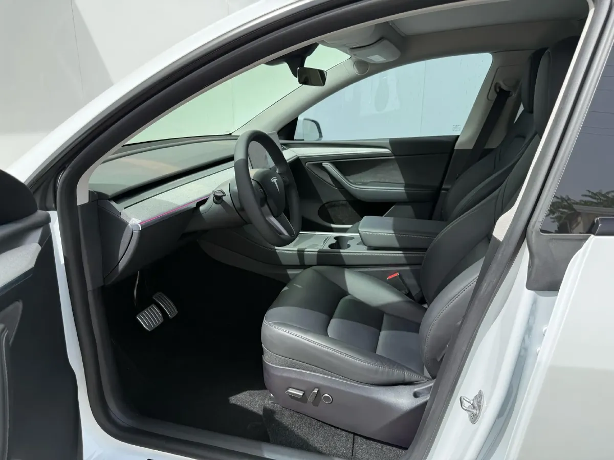 2024 Iveco OuSheng BEV 77.28KWH,autocango,china used car exporter,china ev exporter,chinese used car exporter,chinese used ev exporter