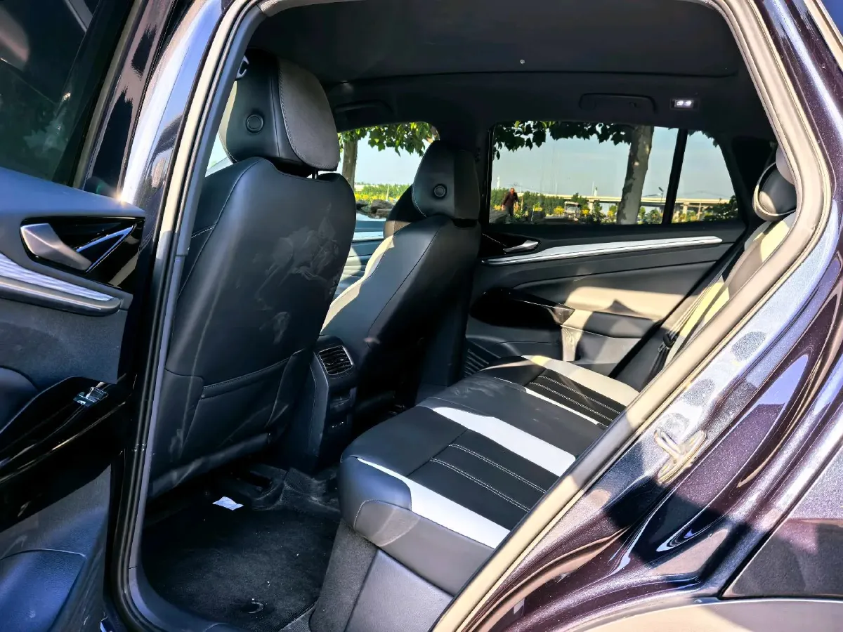 2024 Volkswagen ID.4 Crozz BEV 80.4KWH,autocango,china used car exporter,china ev exporter,chinese used car exporter,chinese used ev exporter