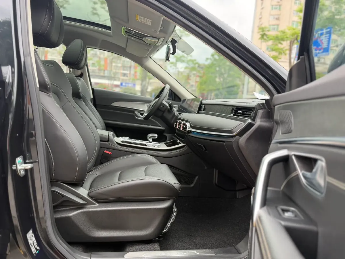 2021 Jetour X70 Plus 1.5T 156HP L4 6DCT,autocango,china used car exporter,china ev exporter,chinese used car exporter,chinese used ev exporter