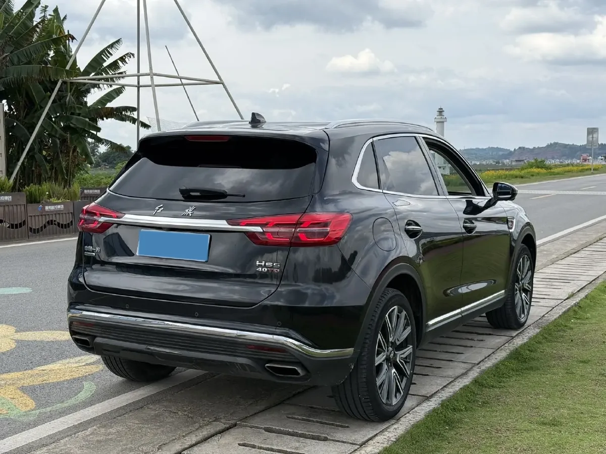 2022 HongQi HS5 2.0T 224HP L4 6AT,autocango,china used car exporter,china ev exporter,chinese used car exporter,chinese used ev exporter