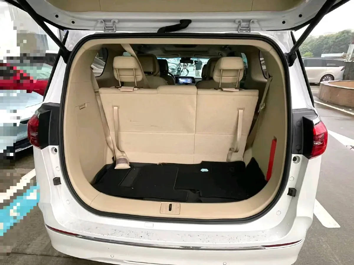 2023 Buick GL8 2.0T 237HP L4 9AT,autocango,china used car exporter,china ev exporter,chinese used car exporter,chinese used ev exporter