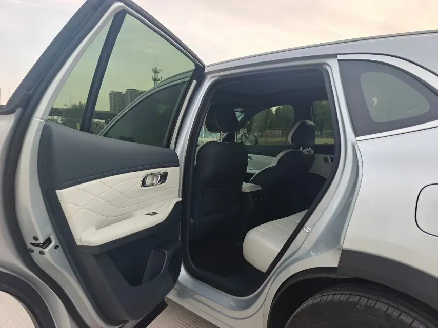 2025 BYD Sea Lion 05 DM-i 1.5L 101HP L4 E-CVT PHEV 18.3KWH,autocango,china used car exporter,china ev exporter,chinese used car exporter,chinese used ev exporter