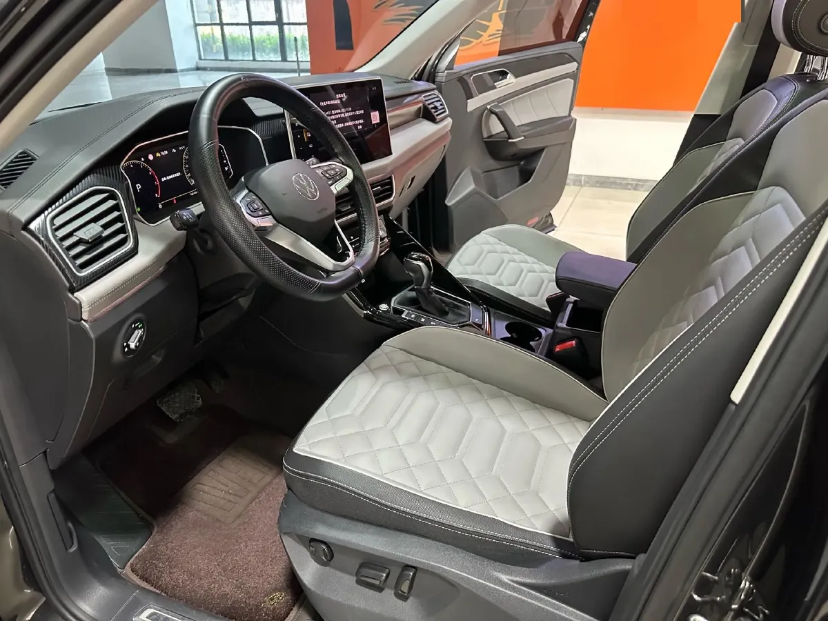 2024 Volkswagen Tayron 1.5T 160HP L4 7DCT,autocango,china used car exporter,china ev exporter,chinese used car exporter,chinese used ev exporter