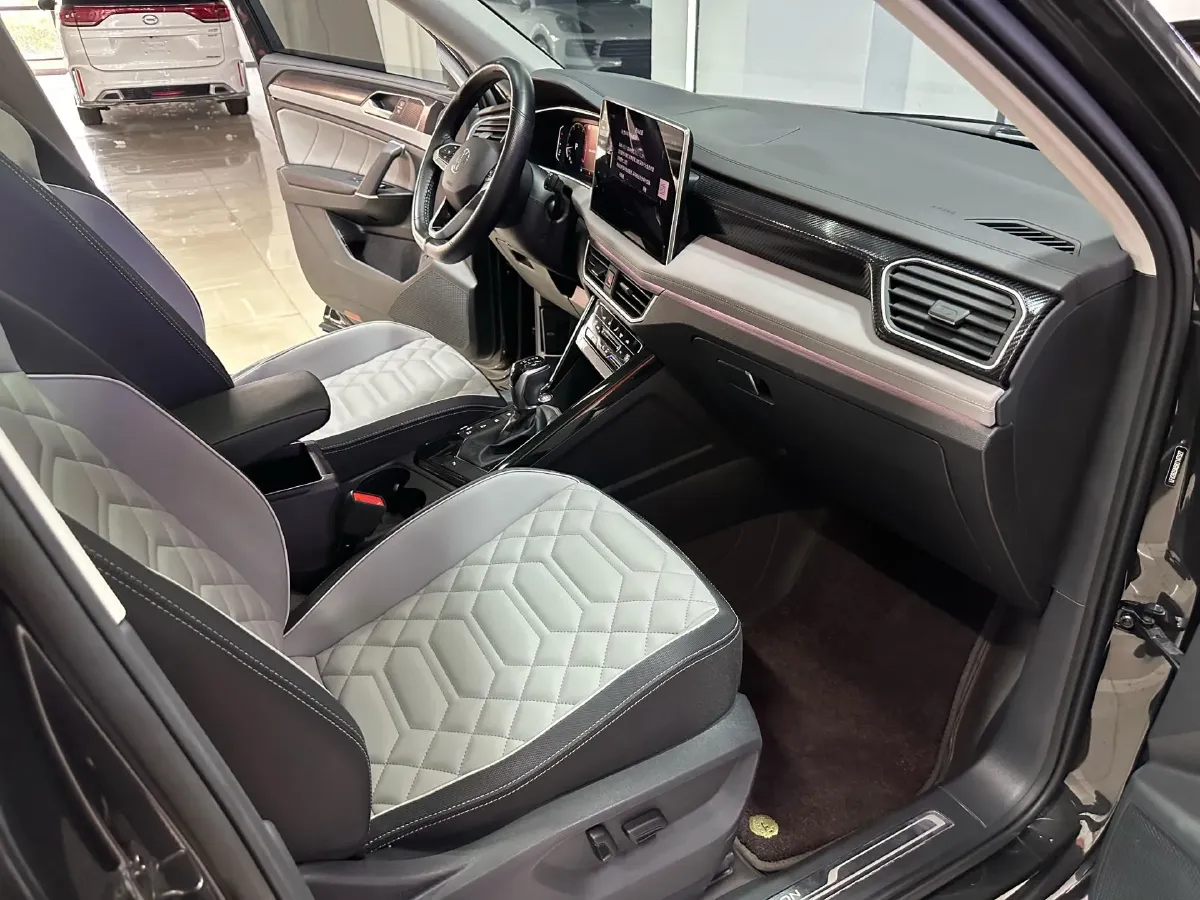 2024 Volkswagen Tayron 1.5T 160HP L4 7DCT,autocango,china used car exporter,china ev exporter,chinese used car exporter,chinese used ev exporter