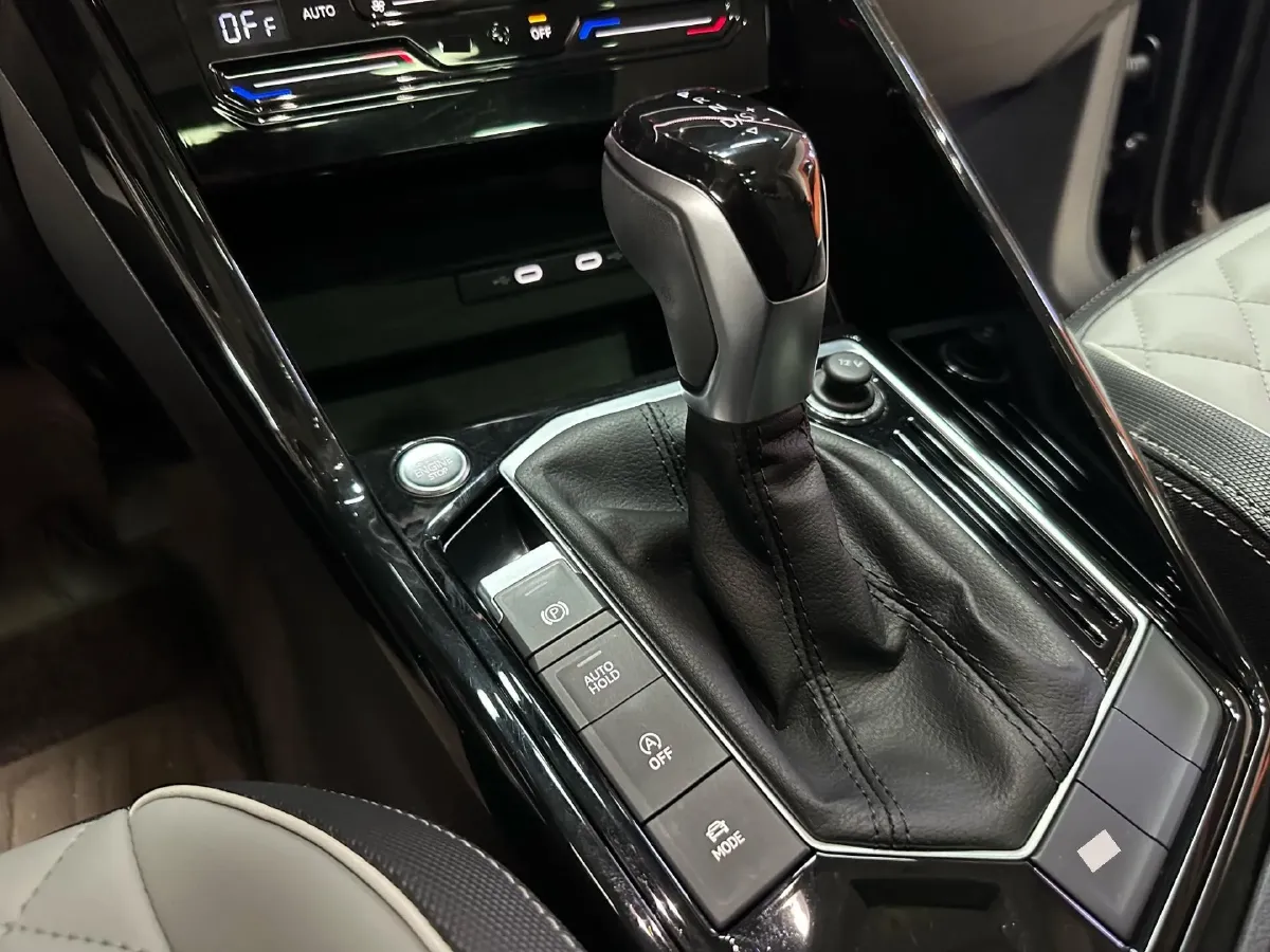 2024 Volkswagen Tayron 1.5T 160HP L4 7DCT,autocango,china used car exporter,china ev exporter,chinese used car exporter,chinese used ev exporter