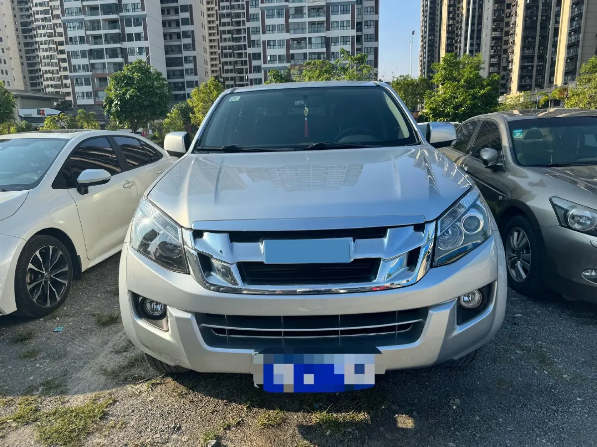 2020 Isuzu LingTuo 2.5T 150HP L4 6MT,autocango,china used car exporter,china ev exporter,chinese used car exporter,chinese used ev exporter