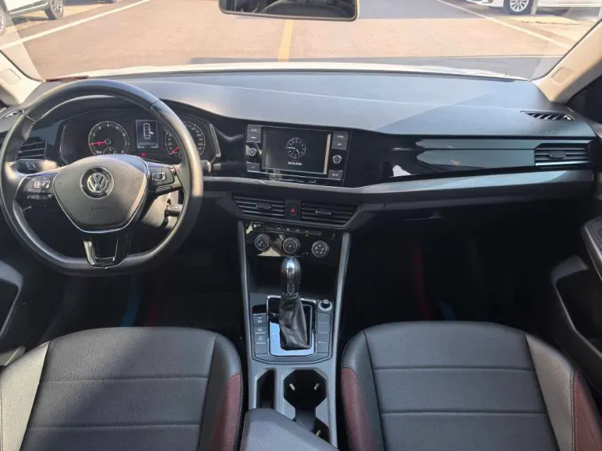 2020 Volkswagen Bora 1.5L 113HP L4 6AT,autocango,china used car exporter,china ev exporter,chinese used car exporter,chinese used ev exporter