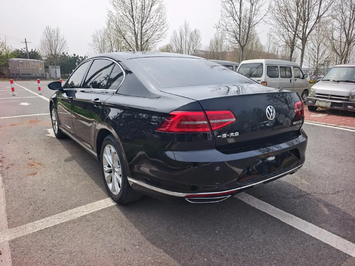 2018 Volkswagen Magotan 1.8T 180HP L4 7DCT,autocango,china used car exporter,china ev exporter,chinese used car exporter,chinese used ev exporter