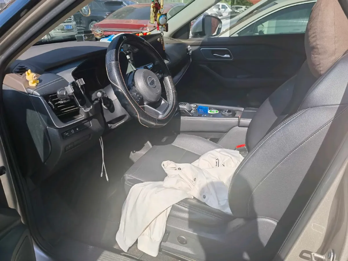 2021 Nissan X-Trail 1.5T 204HP L3 CVT,autocango,china used car exporter,china ev exporter,chinese used car exporter,chinese used ev exporter