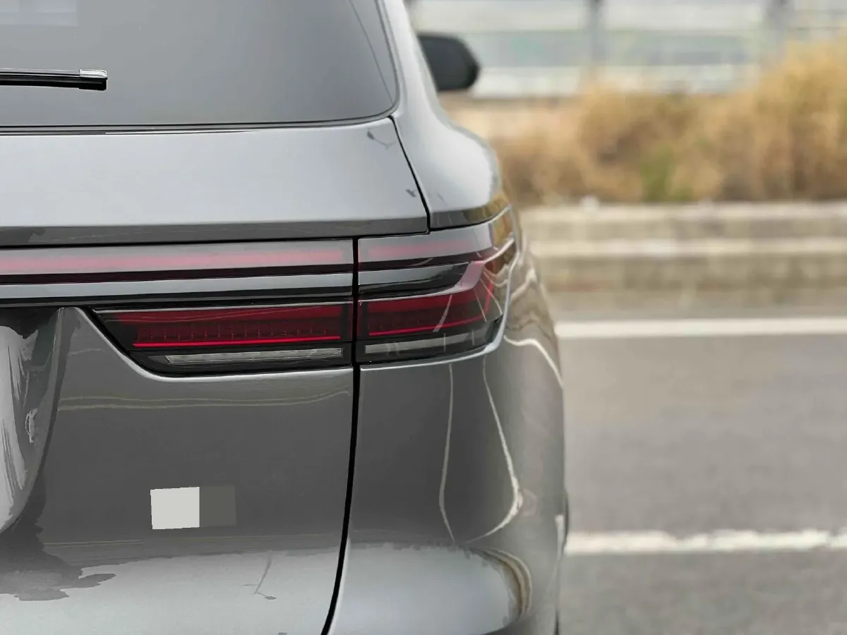 2020 Li ONE Range Extended 131HP REEV 40.5KWH,autocango,china used car exporter,china ev exporter,chinese used car exporter,chinese used ev exporter