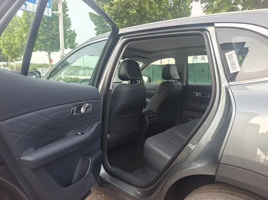 2026 Geely Galaxy Starship 7 1.5L 112HP L4 1DHT PHEV,autocango,china used car exporter,china ev exporter,chinese used car exporter,chinese used ev exporter