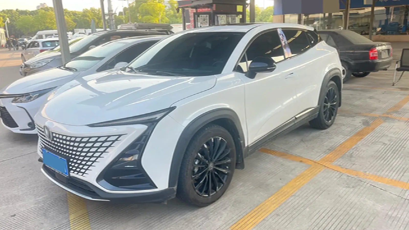 2022 ChangAn UNI-T 1.5T 188HP L4 7DCT,autocango,china used car exporter,china ev exporter,chinese used car exporter,chinese used ev exporter