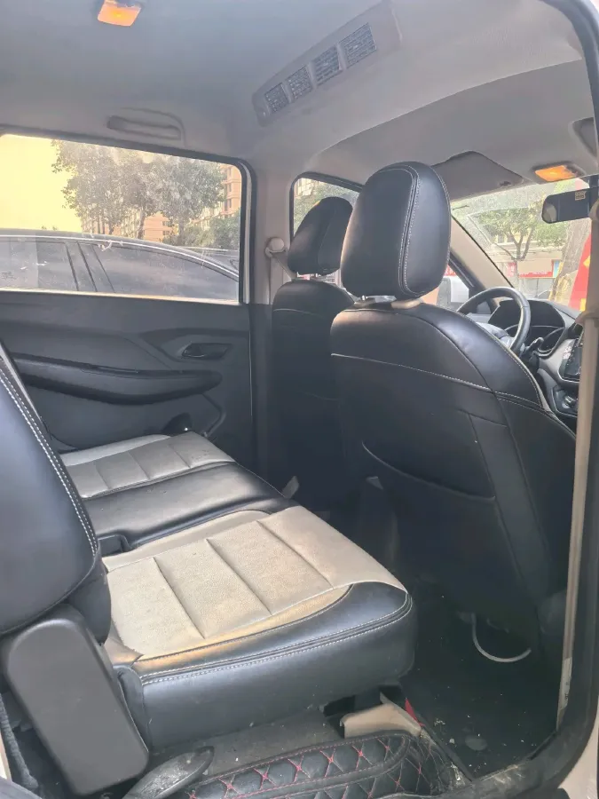 2018 WuLing HongGuang 1.5L 105HP L4 5MT,autocango,china used car exporter,china ev exporter,chinese used car exporter,chinese used ev exporter