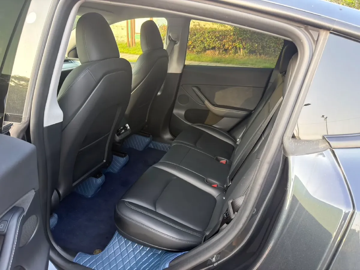 2024 Tesla Model Y BEV 78.4KWH,autocango,china used car exporter,china ev exporter,chinese used car exporter,chinese used ev exporter