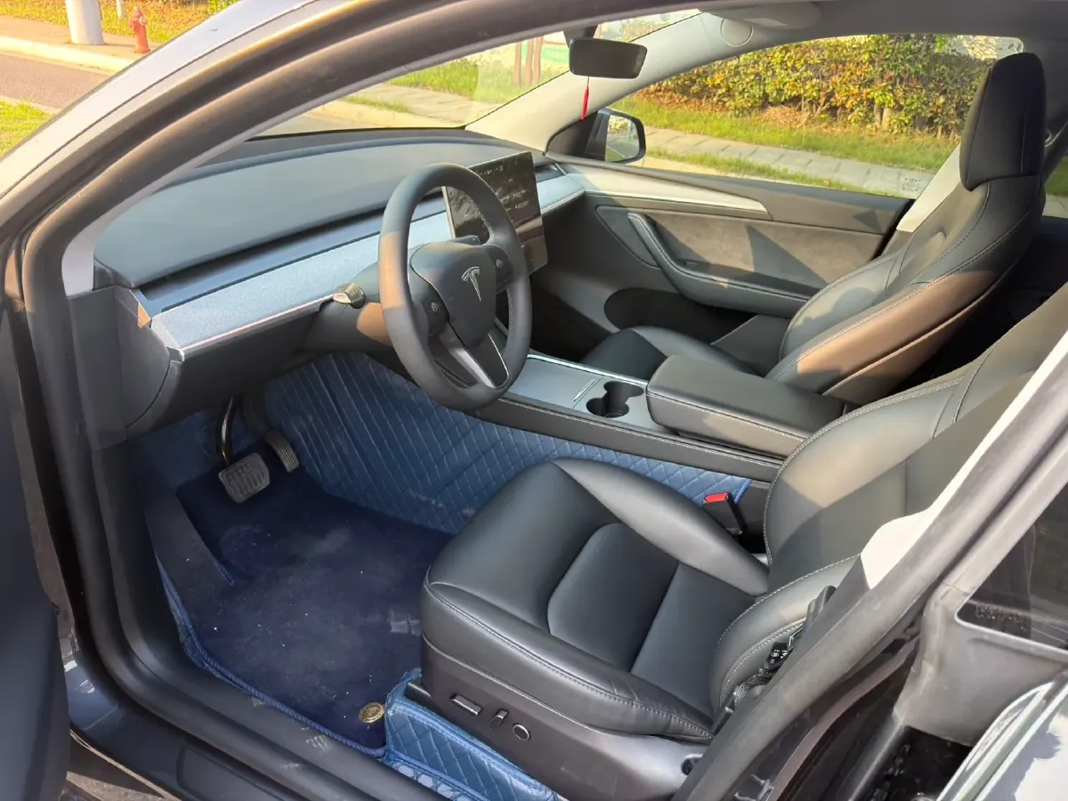 2024 Tesla Model Y BEV 78.4KWH,autocango,china used car exporter,china ev exporter,chinese used car exporter,chinese used ev exporter