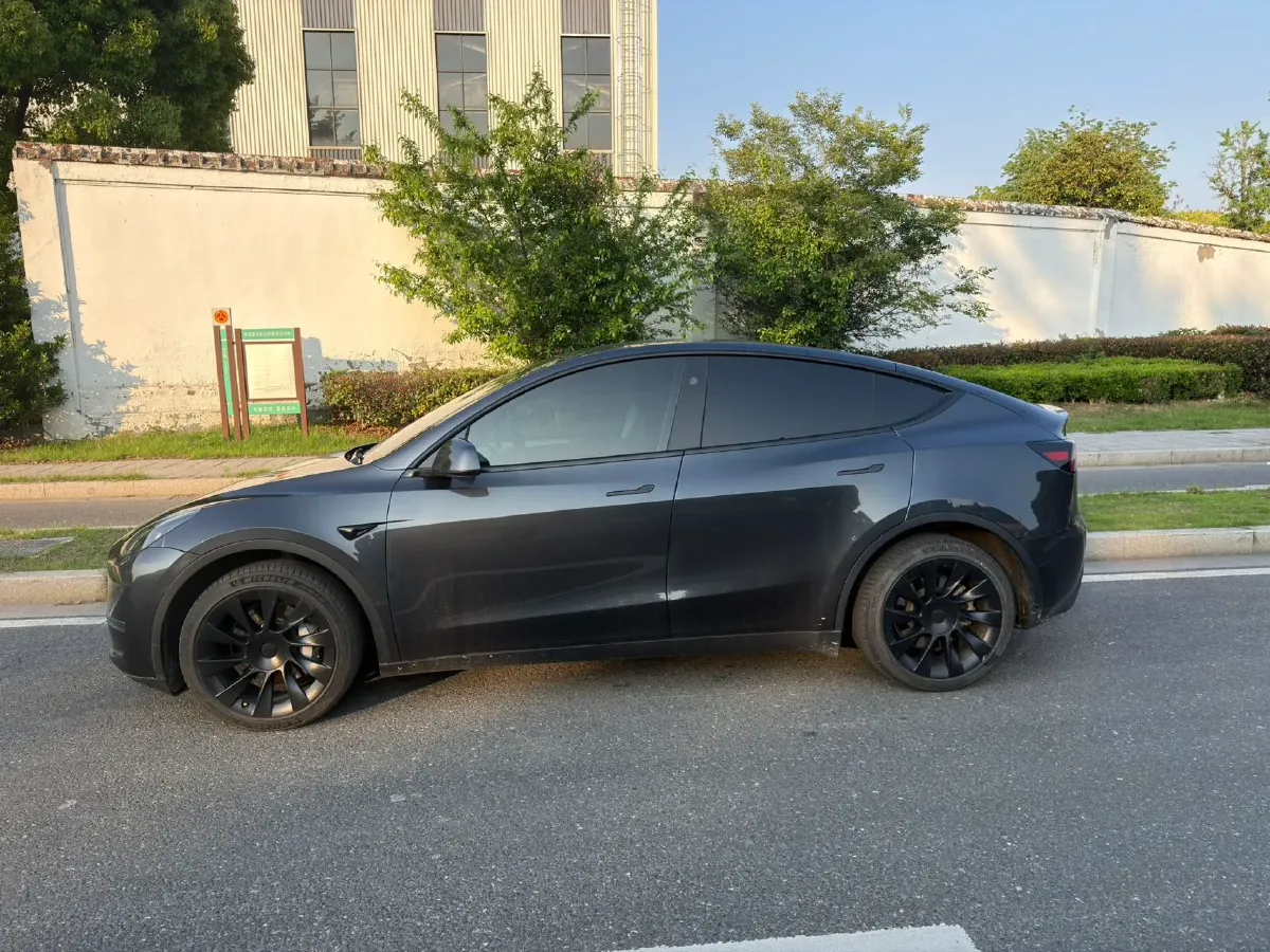 2024 Tesla Model Y BEV 78.4KWH,autocango,china used car exporter,china ev exporter,chinese used car exporter,chinese used ev exporter