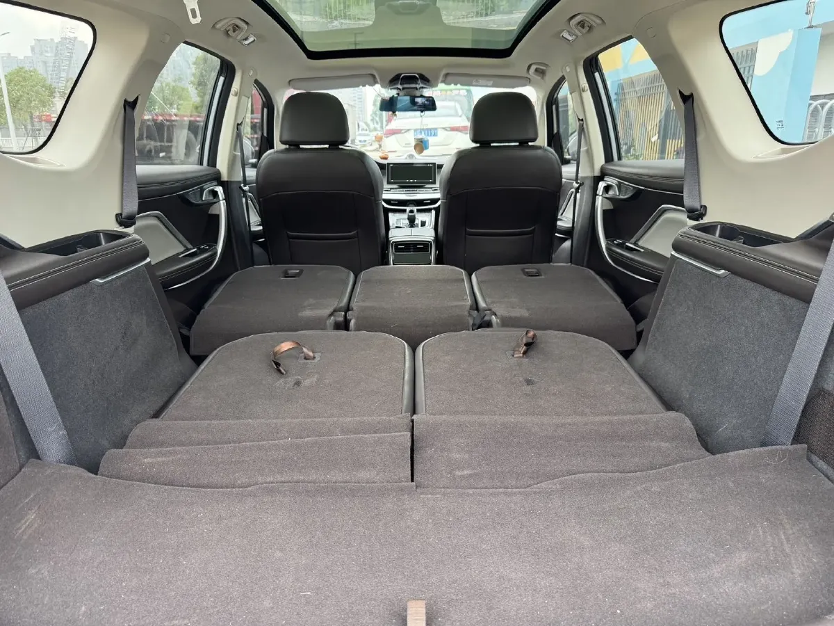 2021 Geely JiaJi 1.8T 184HP L4 7DCT,autocango,china used car exporter,china ev exporter,chinese used car exporter,chinese used ev exporter