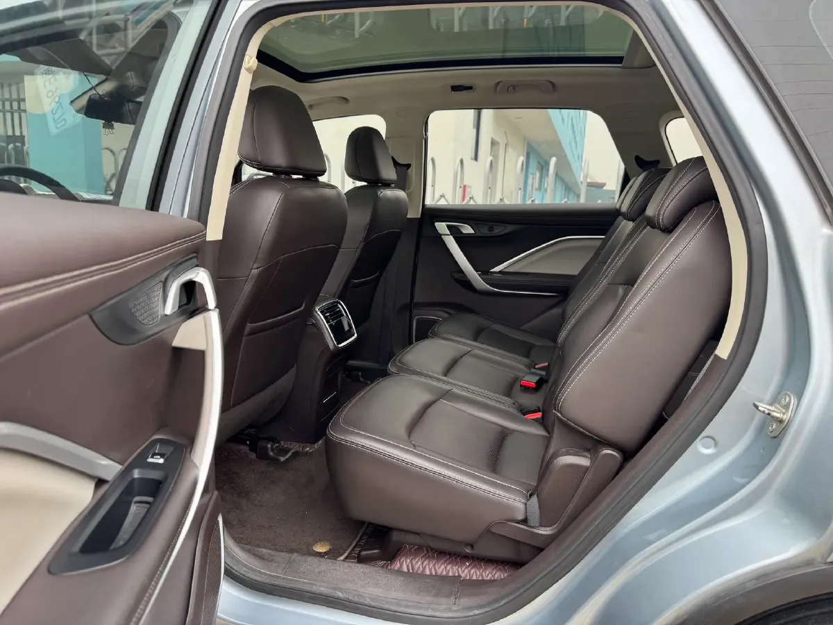 2021 Geely JiaJi 1.8T 184HP L4 7DCT,autocango,china used car exporter,china ev exporter,chinese used car exporter,chinese used ev exporter