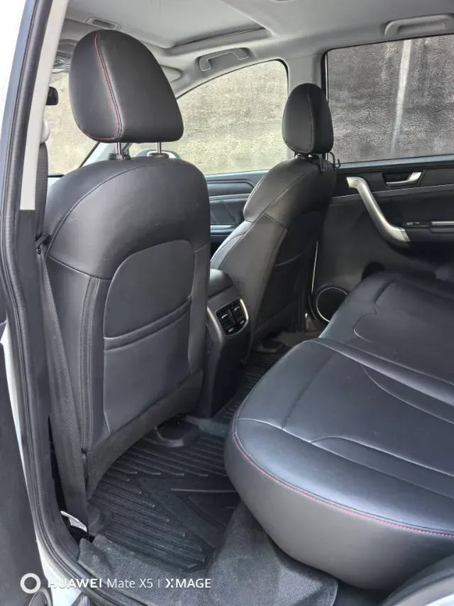 2019 Haval M6 1.5T 150HP L4 7DCT,autocango,china used car exporter,china ev exporter,chinese used car exporter,chinese used ev exporter