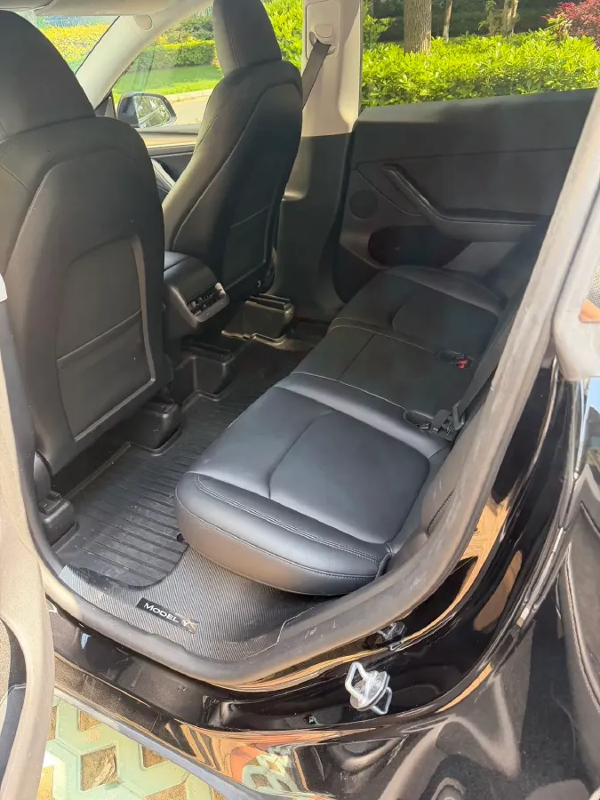 2022 Tesla Model Y BEV 60KWH,autocango,china used car exporter,china ev exporter,chinese used car exporter,chinese used ev exporter