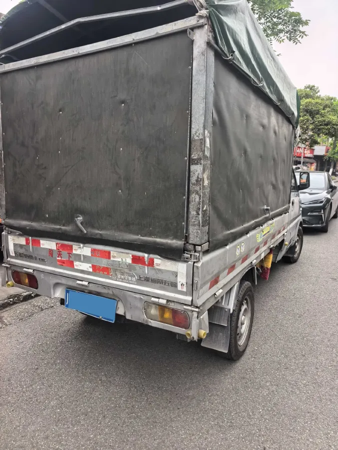 2021 WuLing RongGuang Mini Truck 1.5L 99HP L4 5MT,autocango,china used car exporter,china ev exporter,chinese used car exporter,chinese used ev exporter