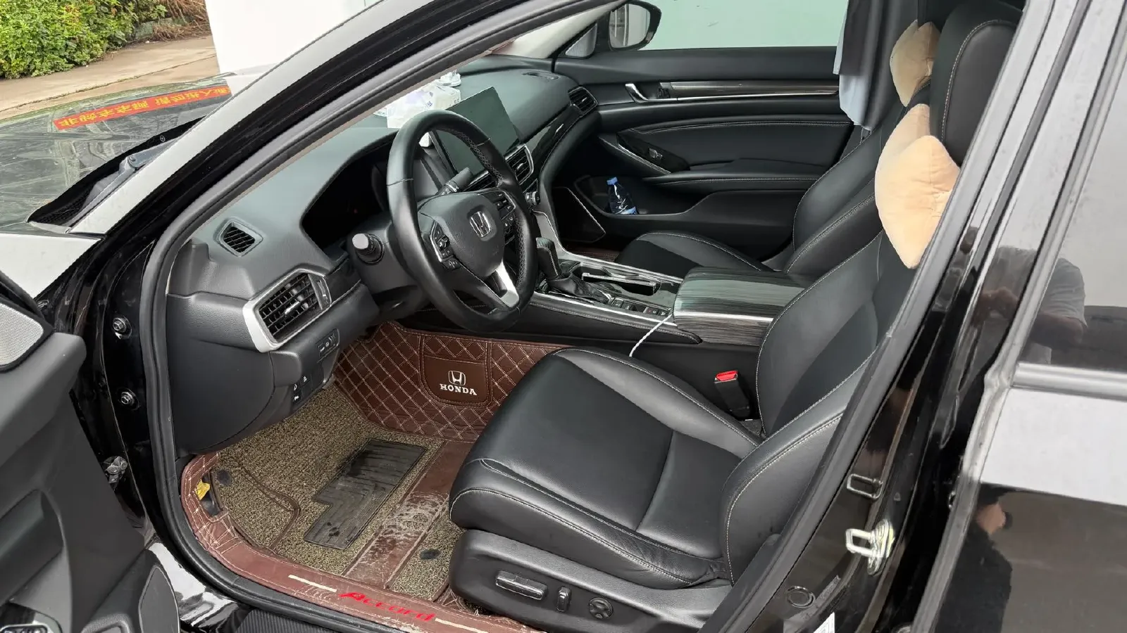 2011 Honda Accord 2.0L 156HP L4 5AT,autocango,china used car exporter,china ev exporter,chinese used car exporter,chinese used ev exporter