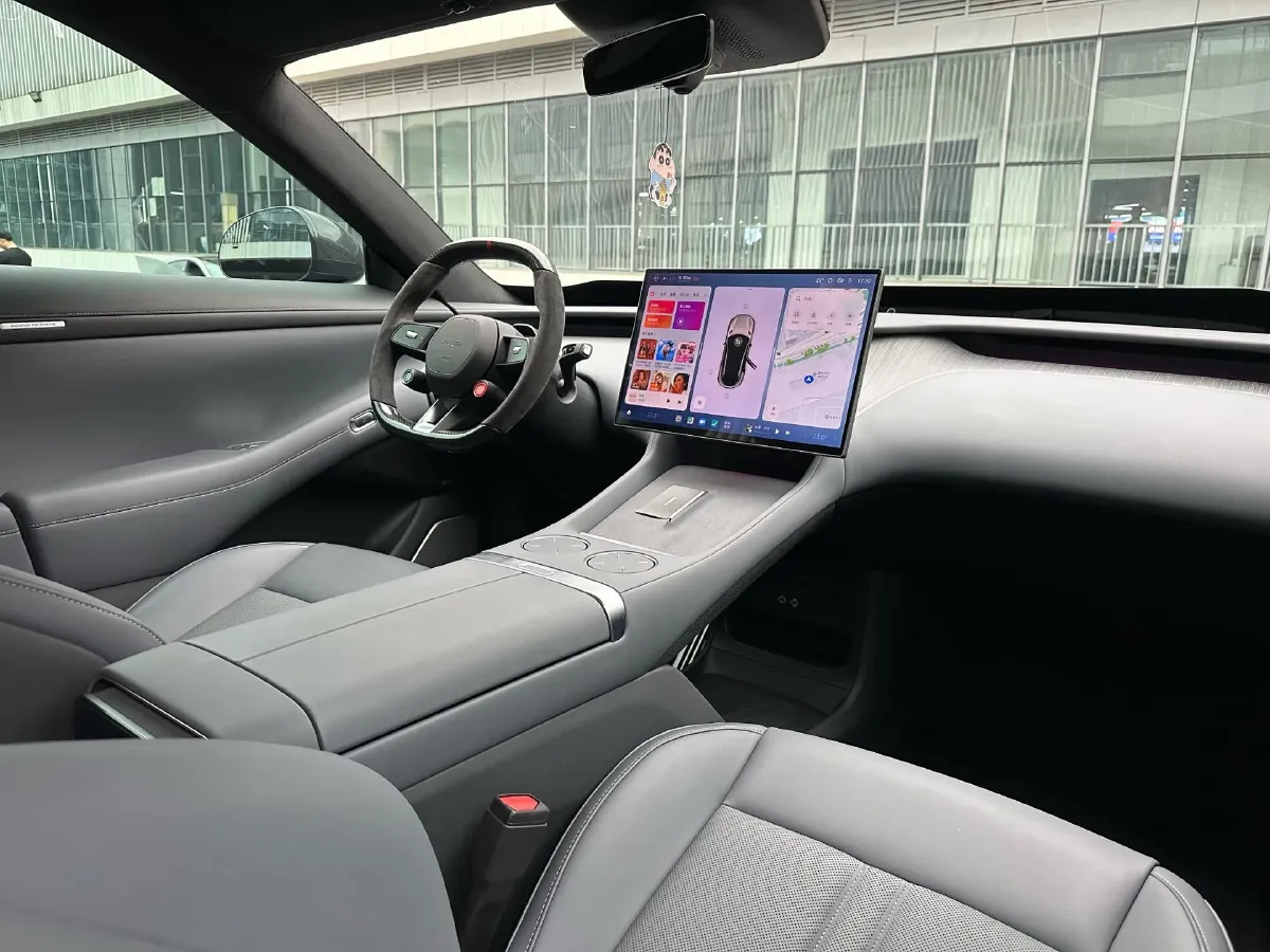 2025 MI YU7 BEV 101.7KWH,autocango,china used car exporter,china ev exporter,chinese used car exporter,chinese used ev exporter