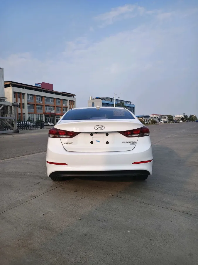 2016 Hyundai Elantra 1.6L 130HP L4 6AT,autocango,china used car exporter,china ev exporter,chinese used car exporter,chinese used ev exporter